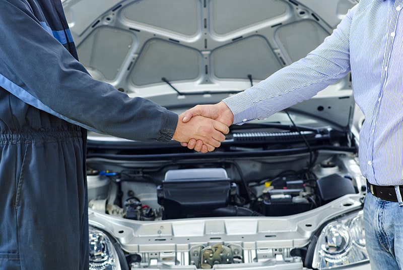 Compro Auto con motore fuso