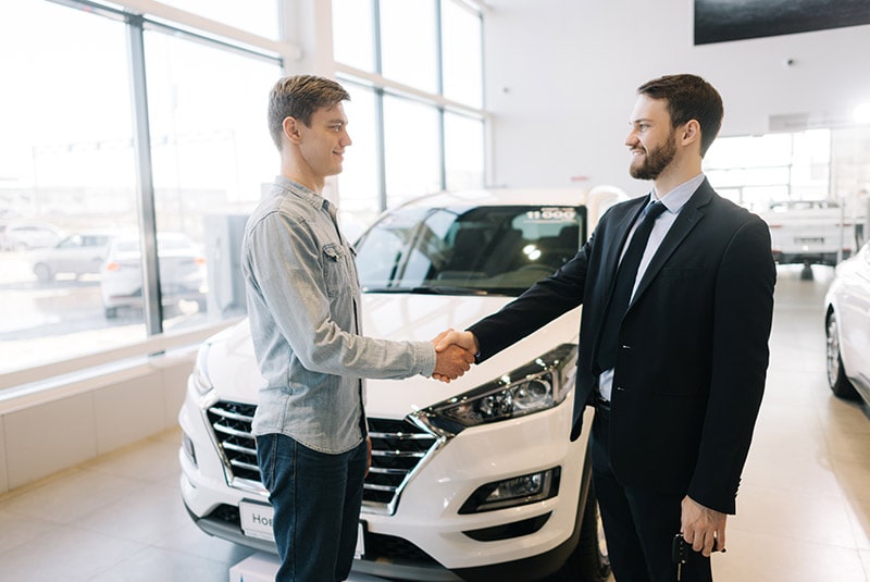 Compro auto per esportazione